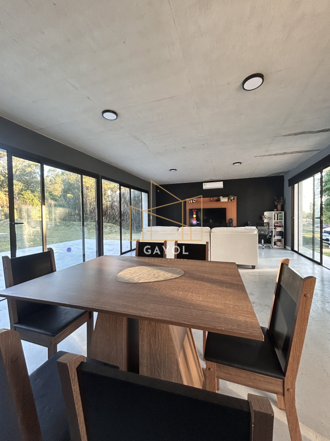 Casa ID.1335 - Verde mora 