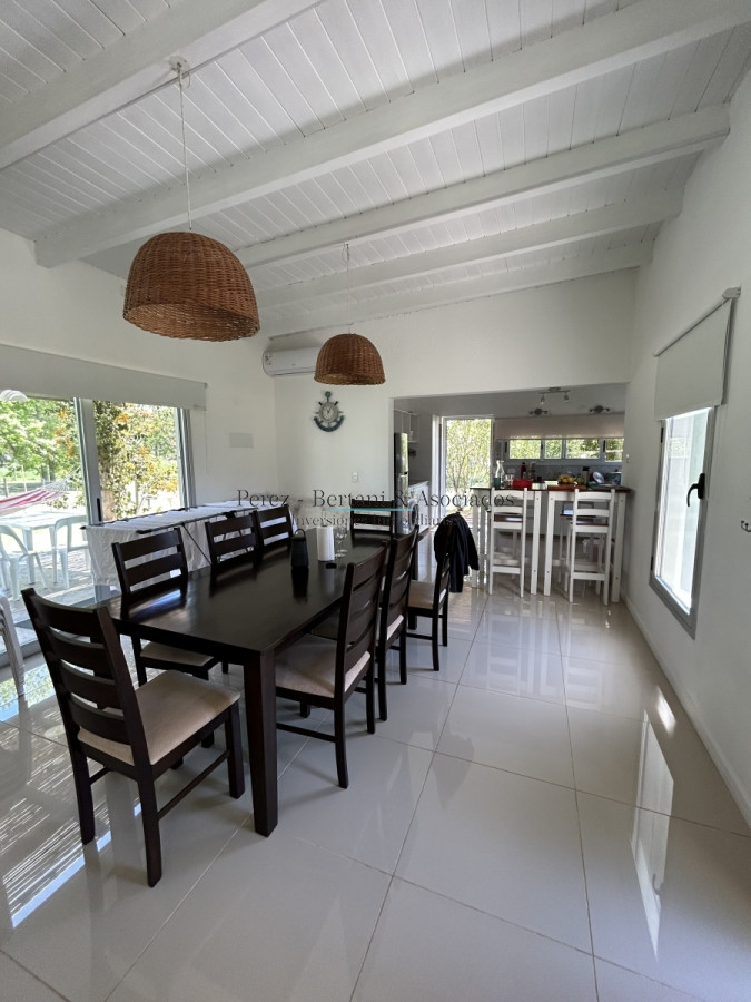 Casa ID.844 - Alquiler Casa en barrio privado, Punta Ballena 
