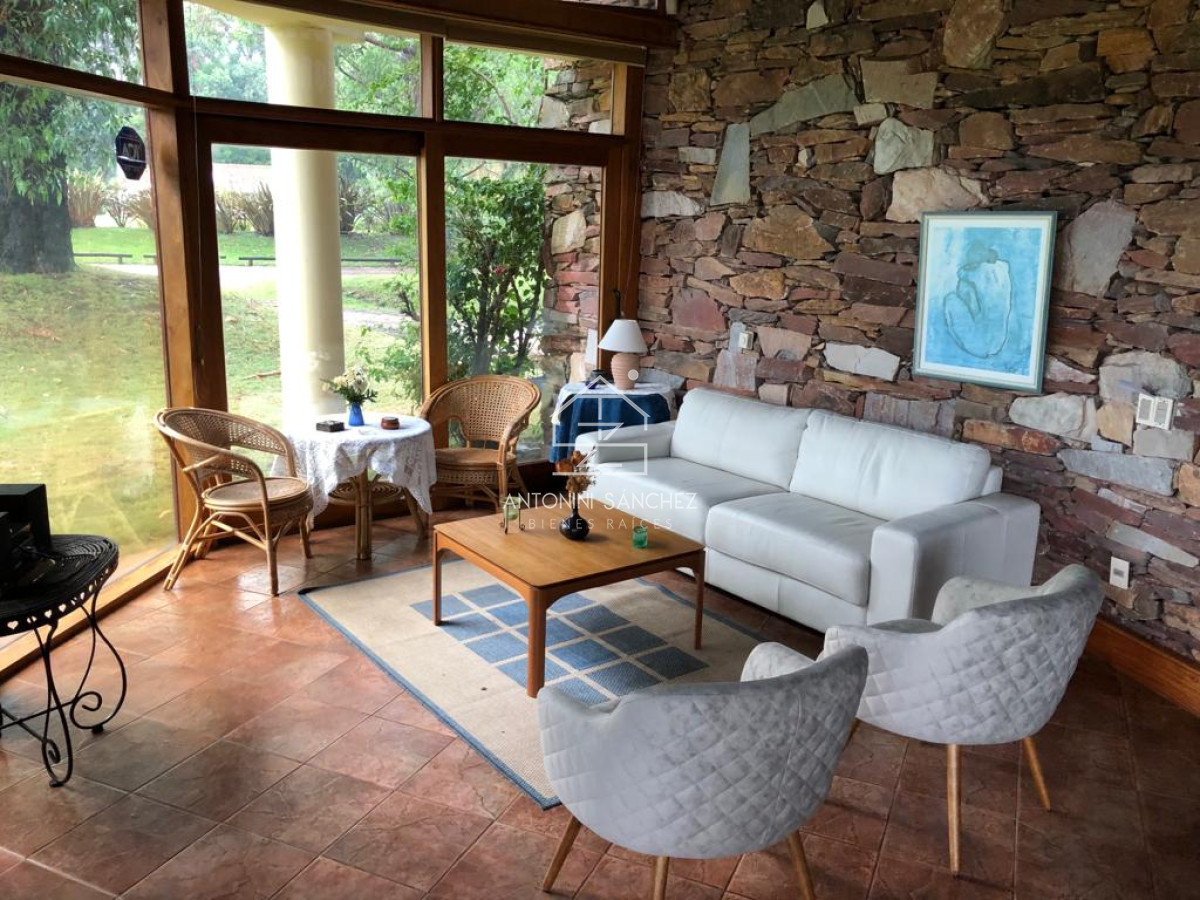 Casa ID.1950 - MUY BUENA CASA EN SOLANAS A 2 CUADRAS DE LA PLAYA