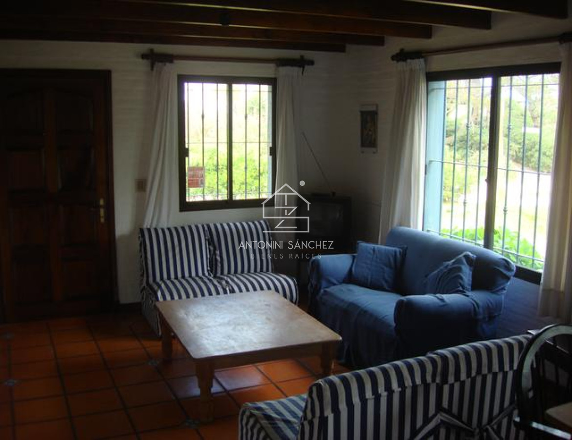 Casa ID.2395 - CASA EN PROPIEDAD HORIZONTAL, EN ZONA DE TIO TOM