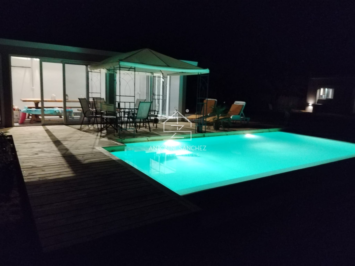 Casa ID.2397 - Venta casa en zona Chihuahua, Punta Ballena 