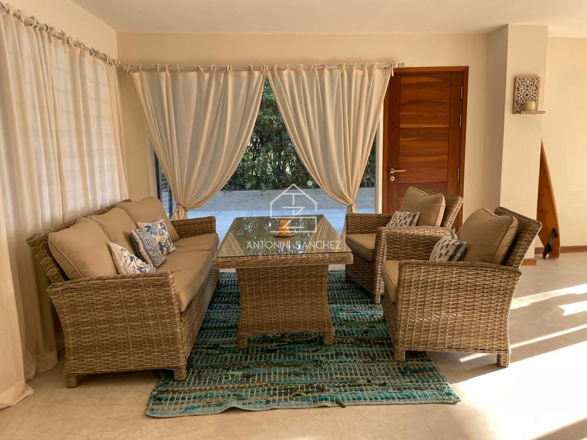 Casa ID.1849 - Venta casa con vista al mar. Punta Ballena 