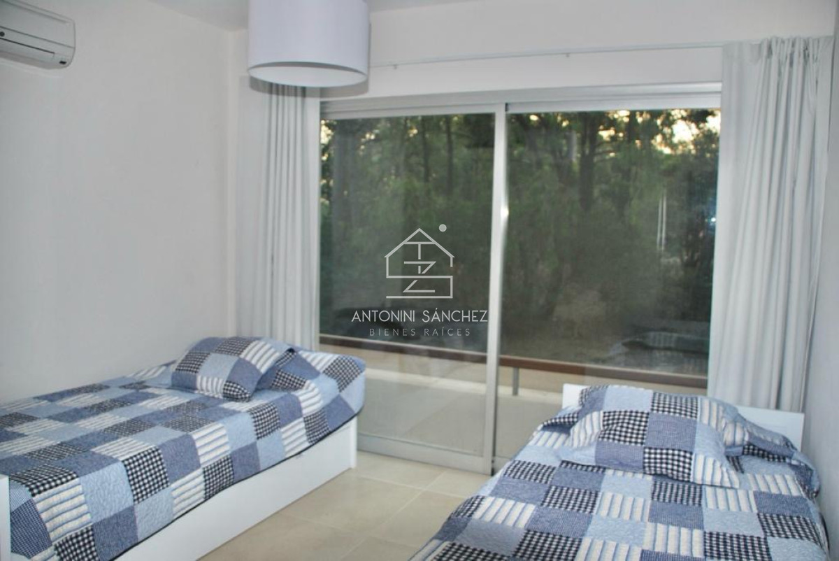 Casa ID.2098 - Venta casa en barrio privado Punta Ballena 