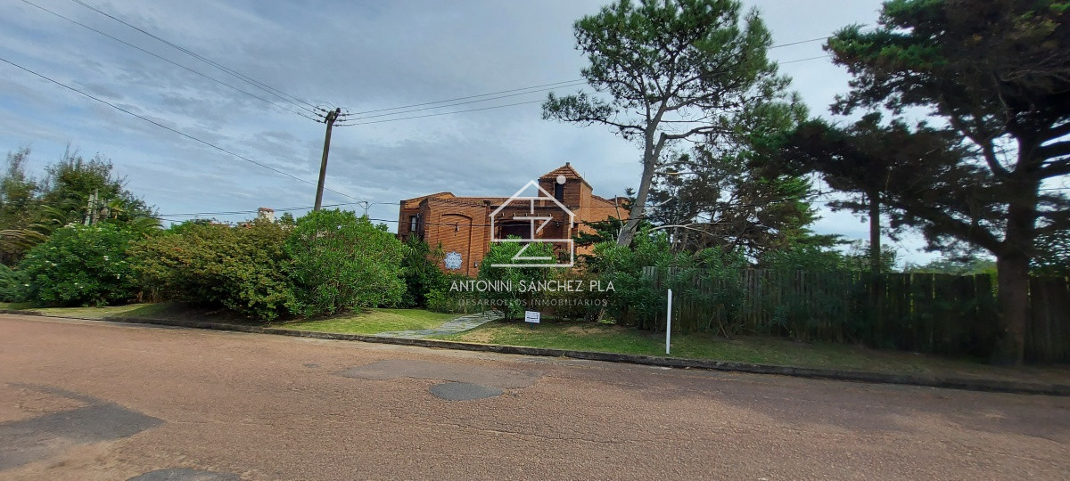 Casa ID.4021 - Venta Casa zona Rinconada, Punta Ballena 