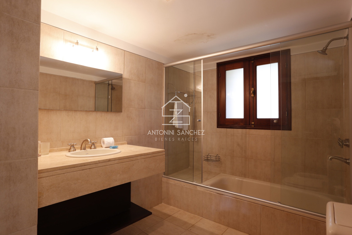 Casa ID.2908 - Casa dentro complejo solanas barrio cerrado