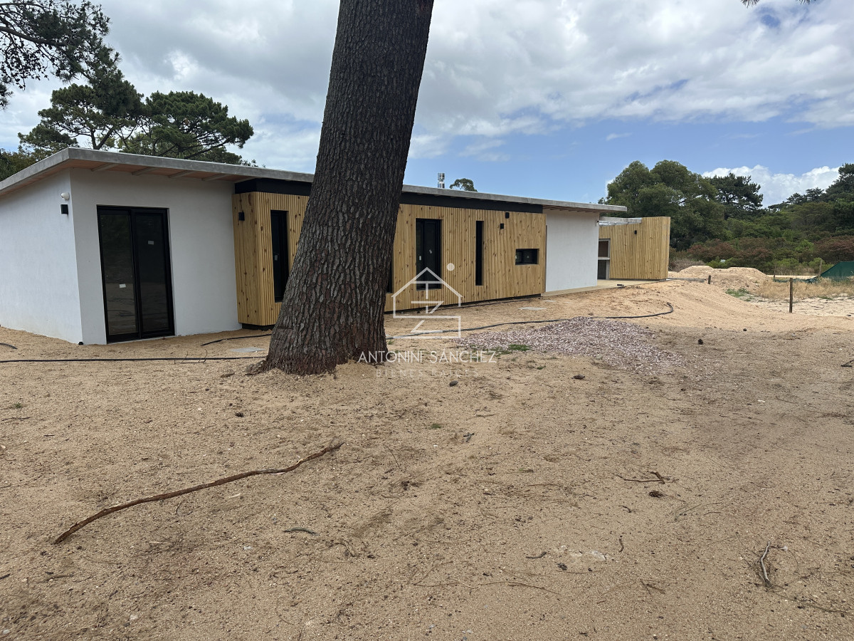 Casa ID.1484 - Venta casa a estrenar en barrio Club del lago Punta Ballena 