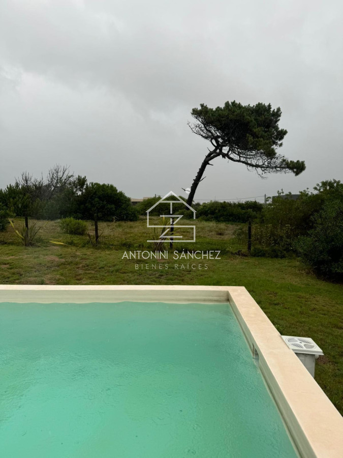 Casa ID.1852 - Venta casa en zona Chihuahua Punta Ballena 