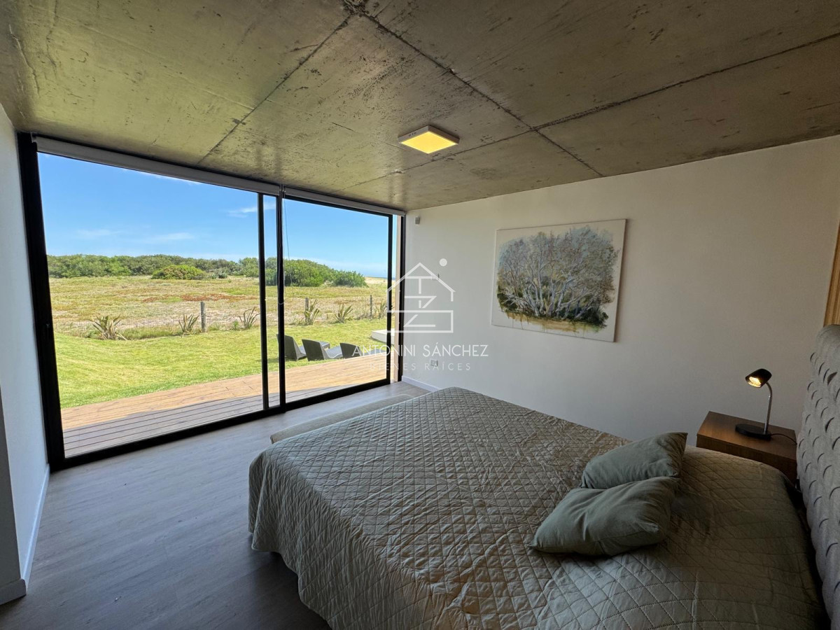 Casa ID.1852 - Venta casa en zona Chihuahua Punta Ballena 