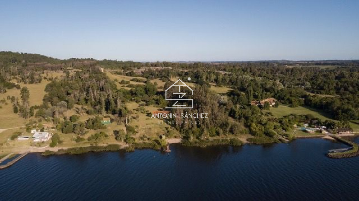 Chacra ID.5162 - Venta chacra sobre Laguna del Sauce 