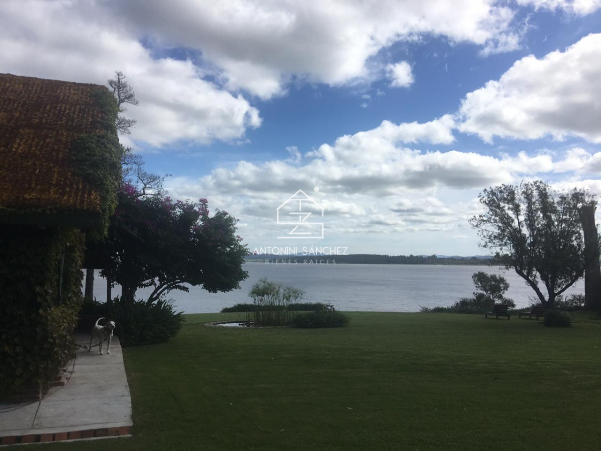 Chacra ID.5162 - Venta chacra sobre Laguna del Sauce 