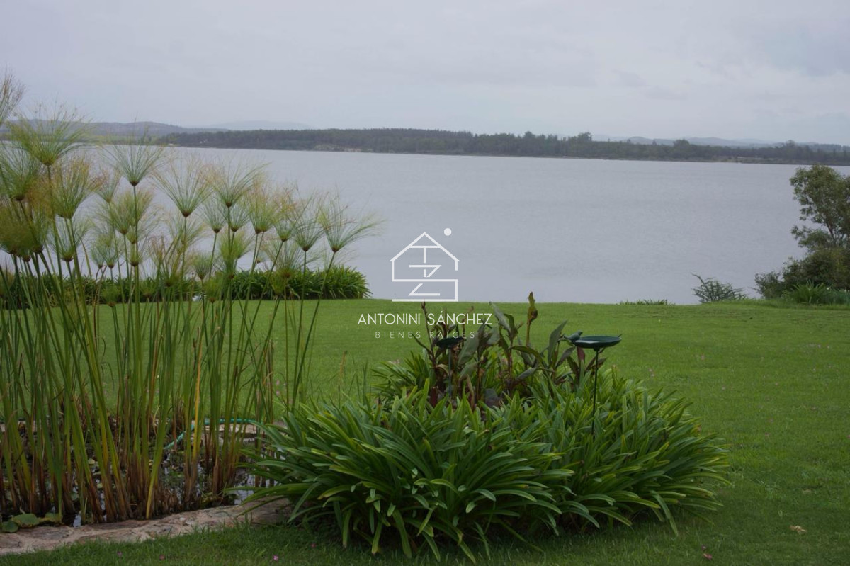 Chacra ID.5162 - Venta chacra sobre Laguna del Sauce 