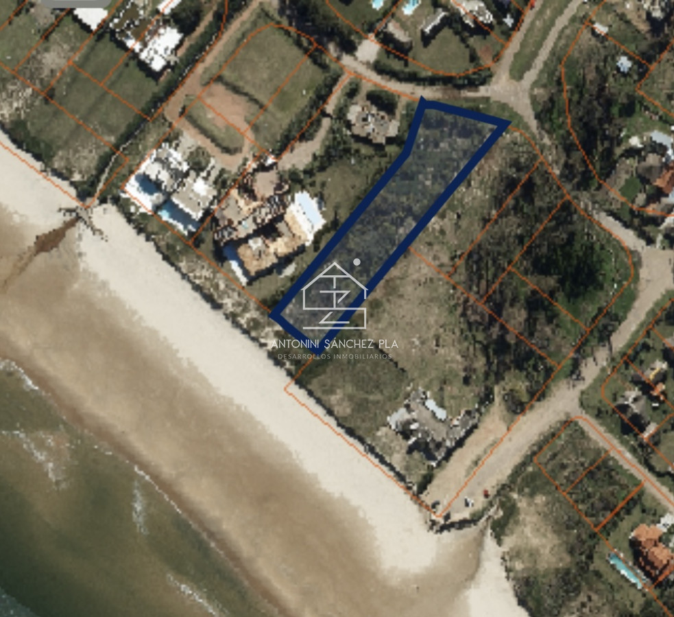 Terreno ID.4082 - Terreno sobre el mar en Solanas 