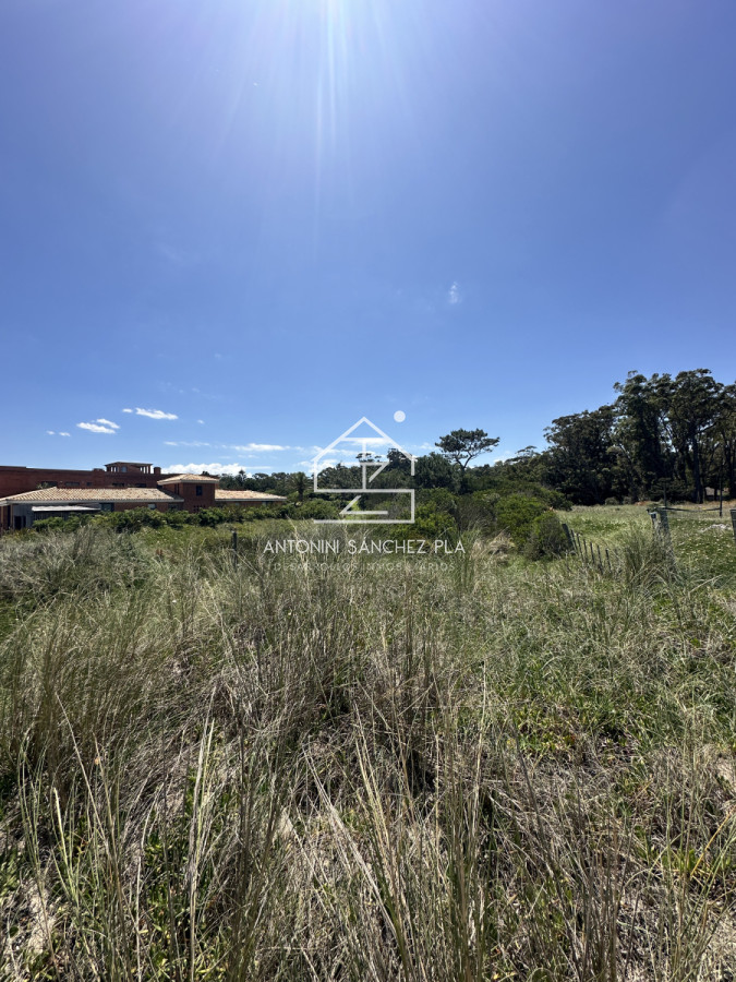 Terreno ID.4082 - Terreno sobre el mar en Solanas 