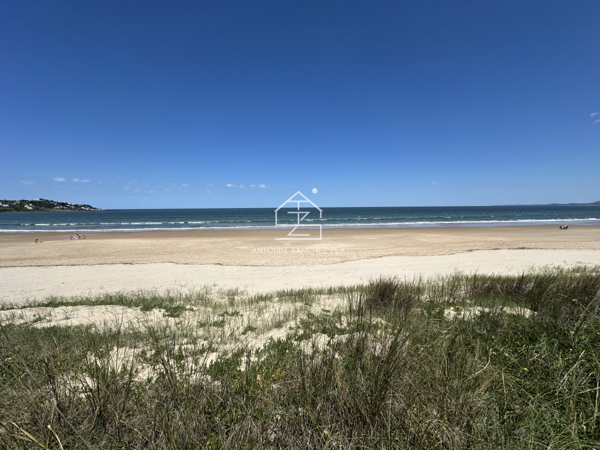 Terreno ID.4082 - Terreno sobre el mar en Solanas 