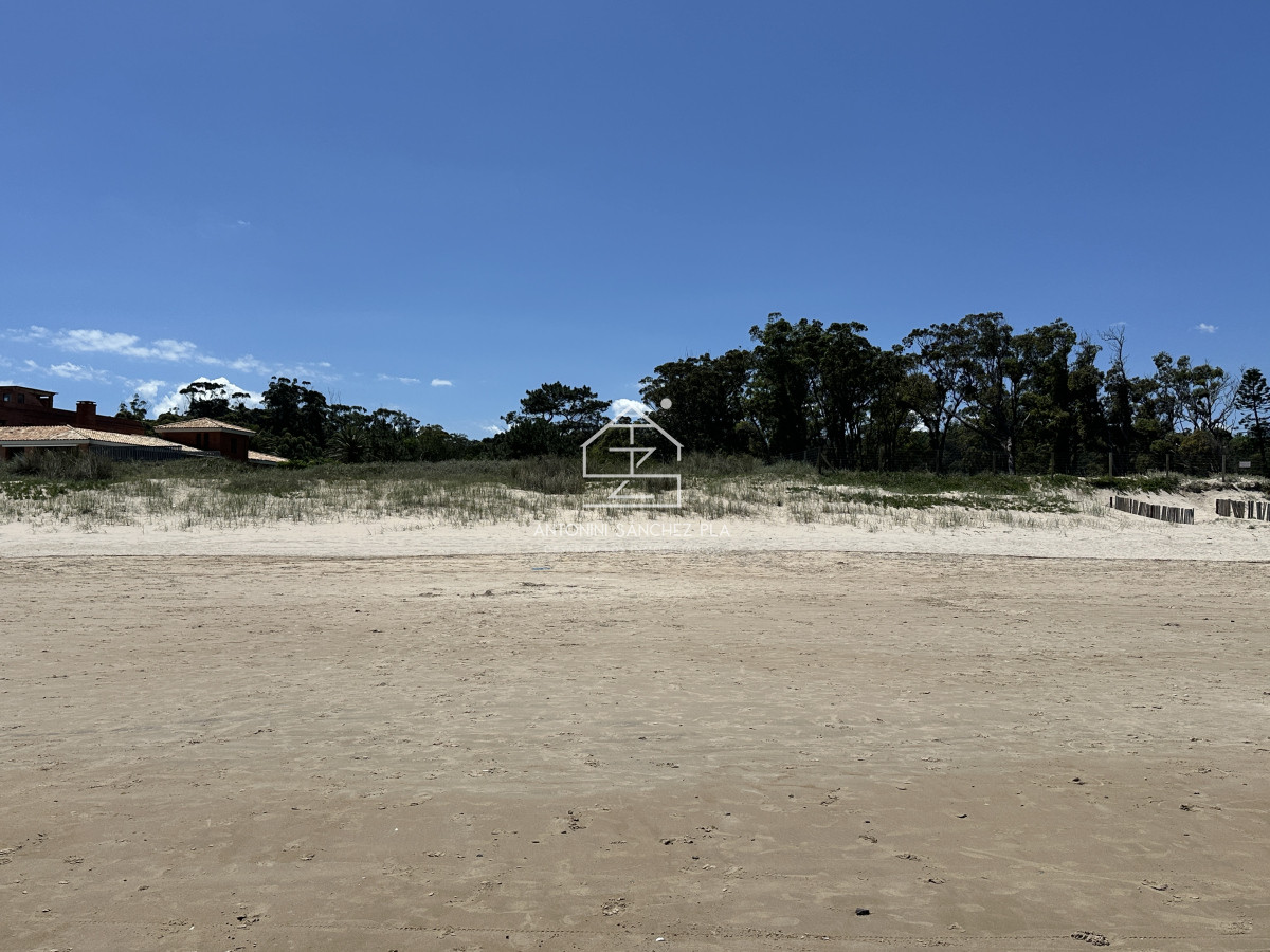 Terreno ID.4082 - Terreno sobre el mar en Solanas 