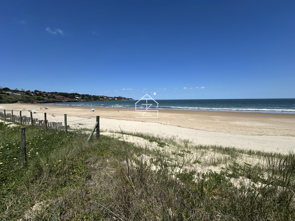 Terreno ID.4082 - Terreno sobre el mar en Solanas 