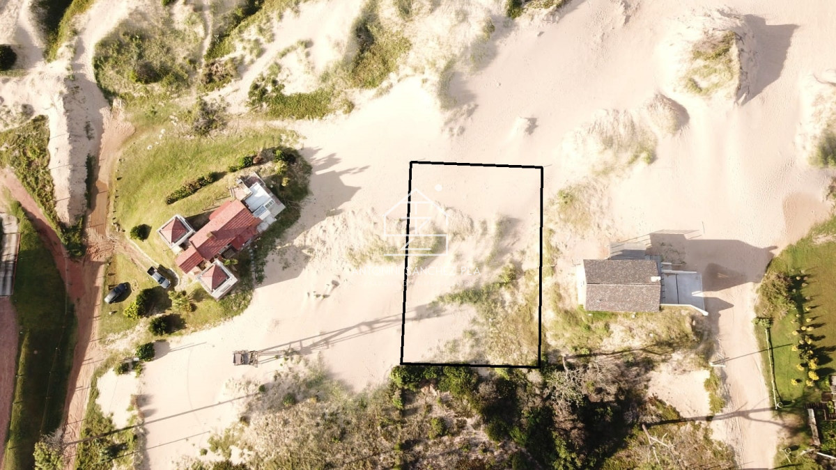 Terreno ID.4085 - Venta terreno primera línea zona Tío Tom, Punta Ballena 