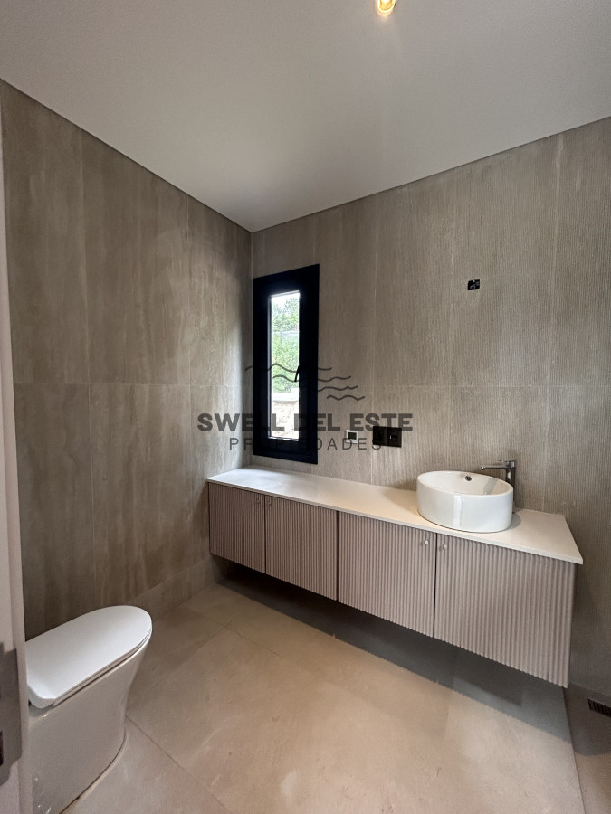 Casa ID.223 - Venta casa en Club del lago Punta Ballena 