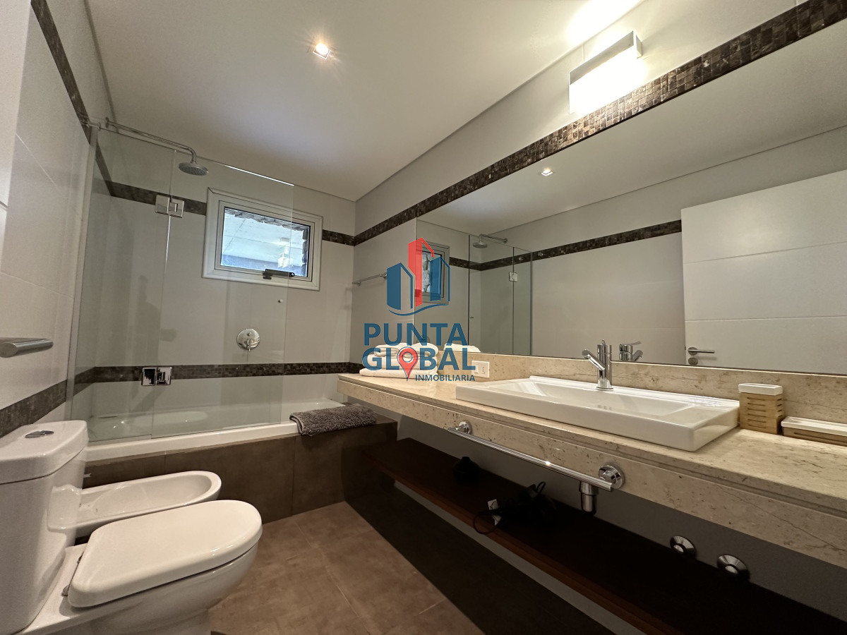 Apartamento ID.75 - Venta de excelente apartamento en Punta Ballena 