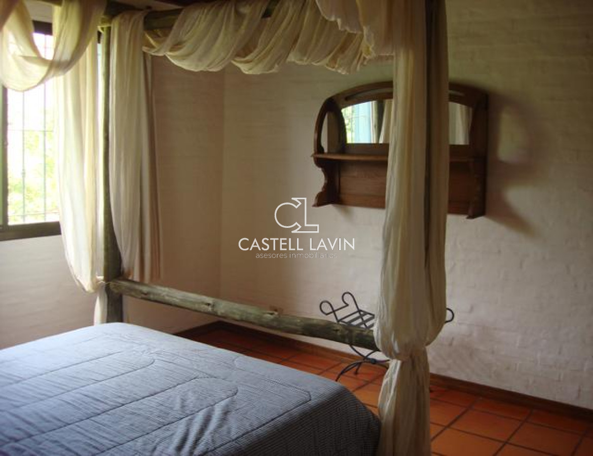 Casa ID.434 - Venta Casa 3 Dormitorios a pasos del marTio Tom Punta Ballena