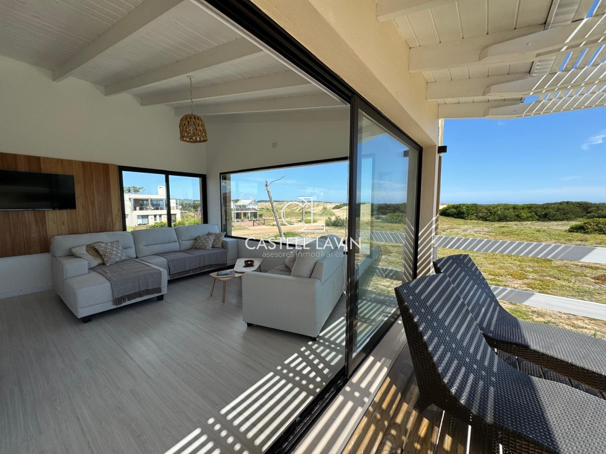 Casa ID.431 - Venta casa en zona Chihuahua Punta Ballena 