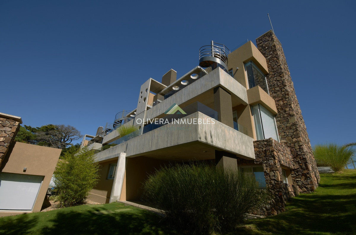 Apartamento ID.8630 - Venta apartamento 3 dormitorios, Punta Ballena.