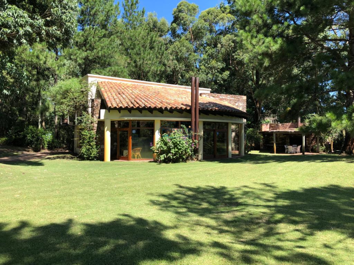 Casa ID.21 - Casa de 4 dormitorios en Solanas, Punta Ballena