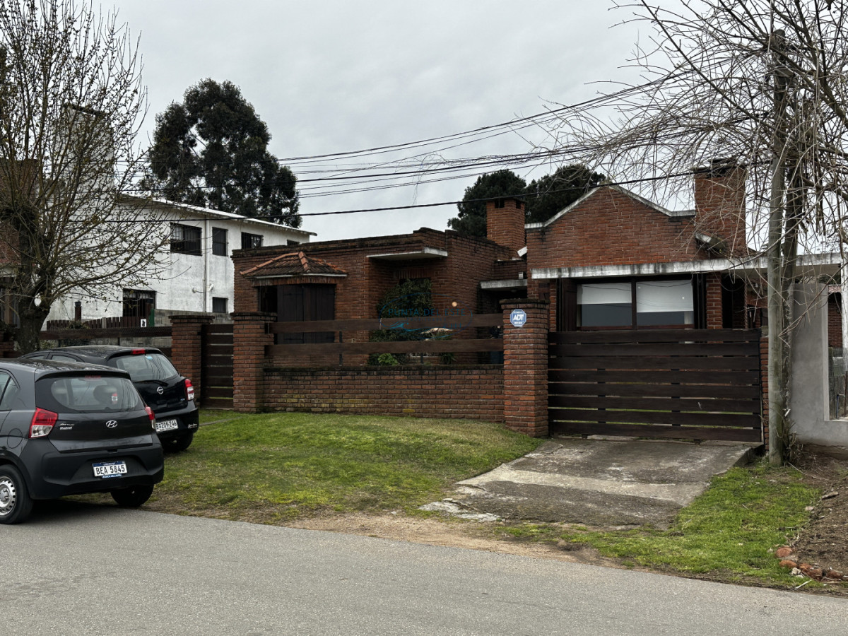 Casa ID.13 - Venta casa en barrio Lausana, Maldonado 