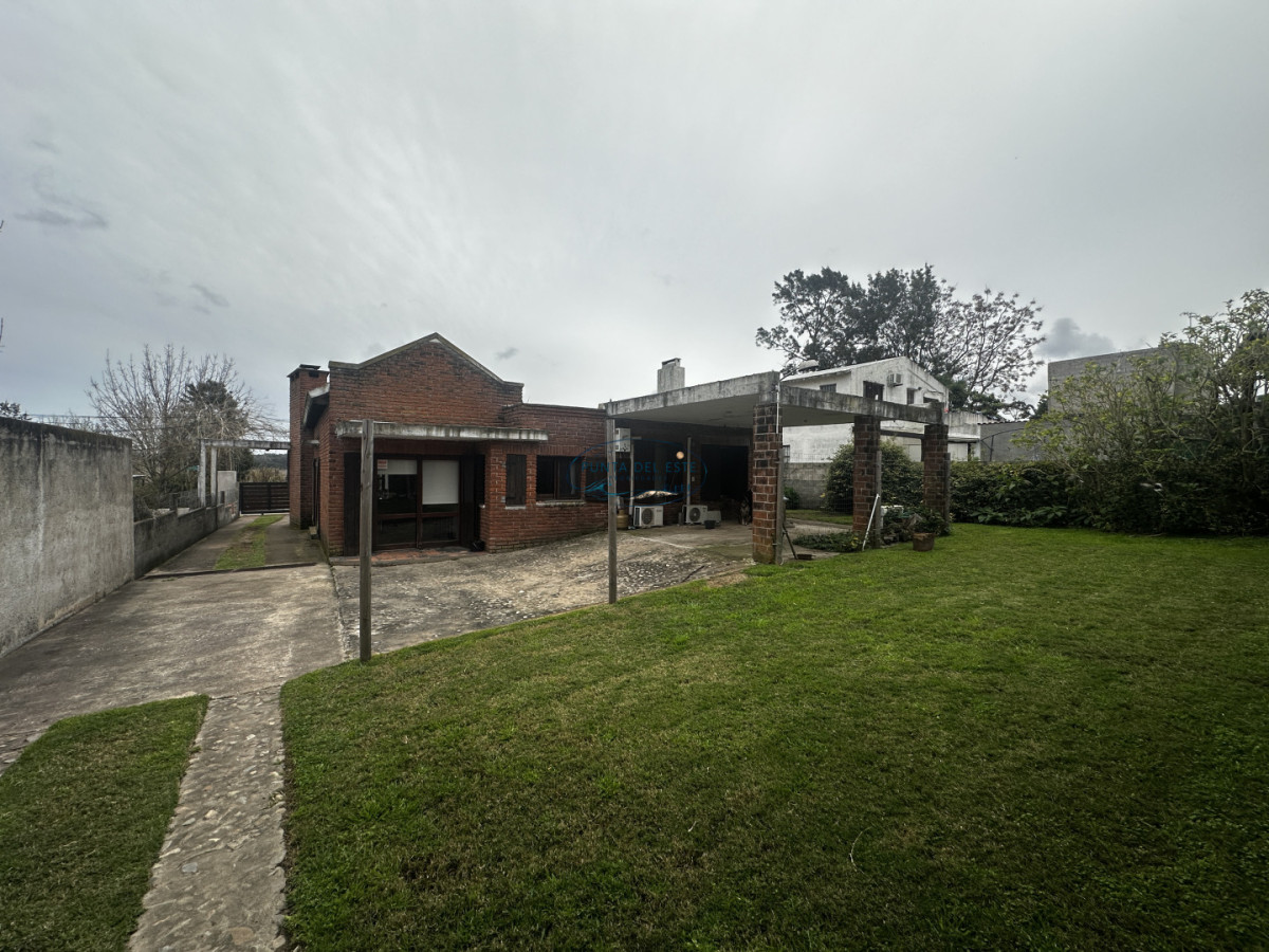 Casa ID.13 - Venta casa en barrio Lausana, Maldonado 