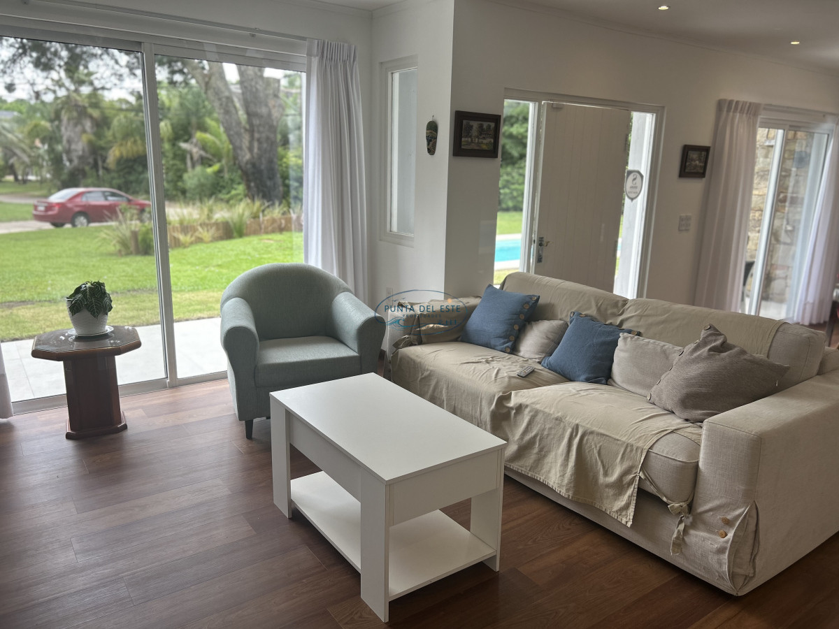 Casa ID.23 - Casa en venta de 3 dormitorios en Punta Ballena