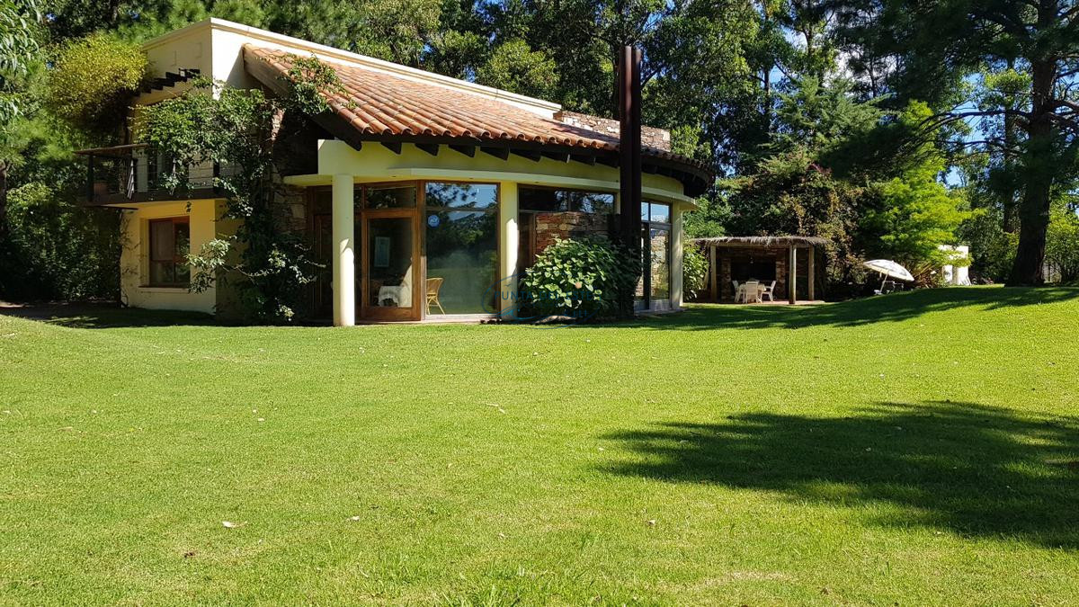 Casa ID.21 - Casa de 4 dormitorios en Solanas, Punta Ballena