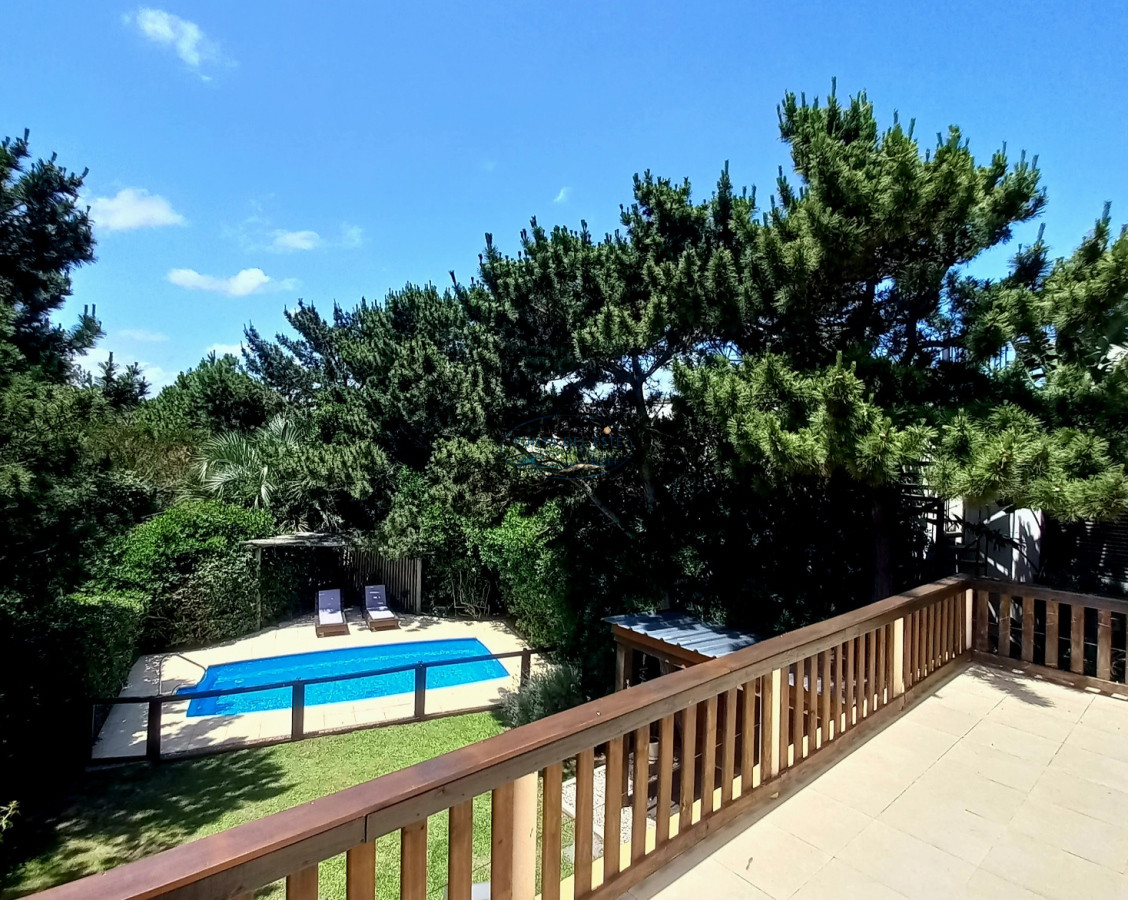 Casa ID.20 - Casa en venta de 3 dormitorios Tio Tom Punta Ballena