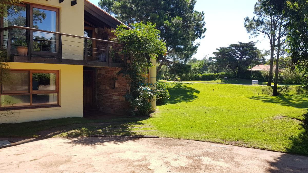 Casa ID.21 - Casa de 4 dormitorios en Solanas, Punta Ballena