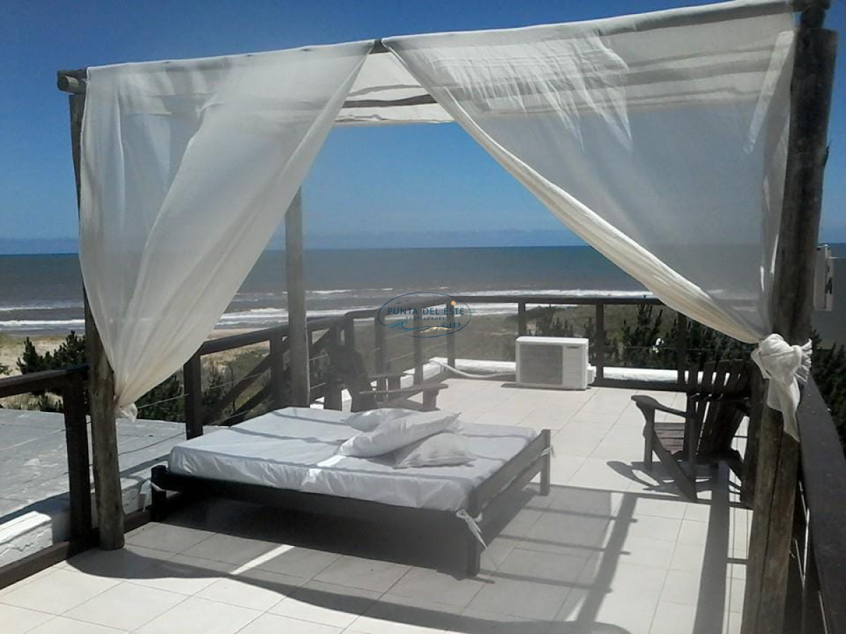Casa ID.20 - Casa en venta de 3 dormitorios Tio Tom Punta Ballena