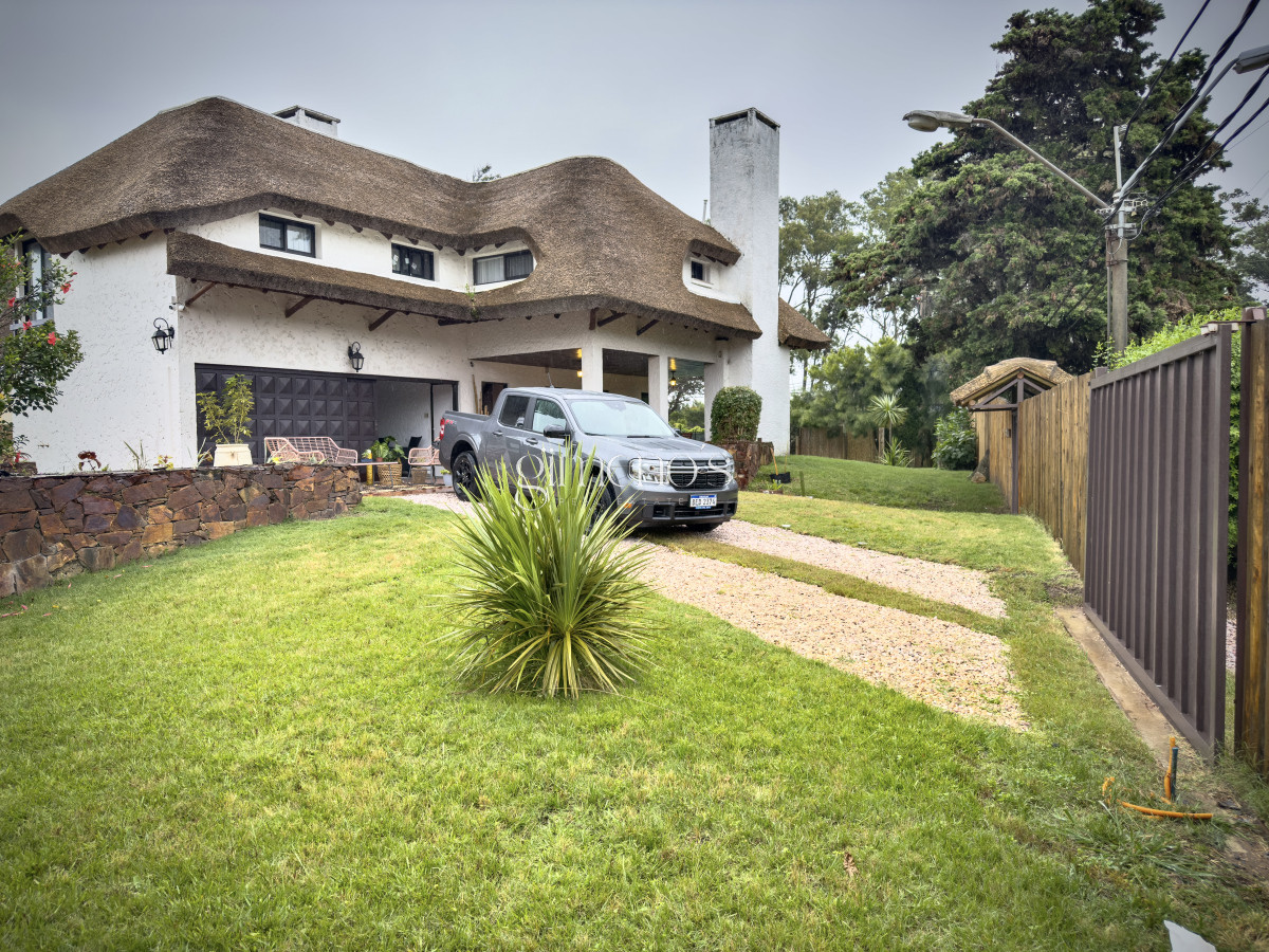 Casa ID.536 - Casa en La Rinconada Punta Ballena a metros del mar