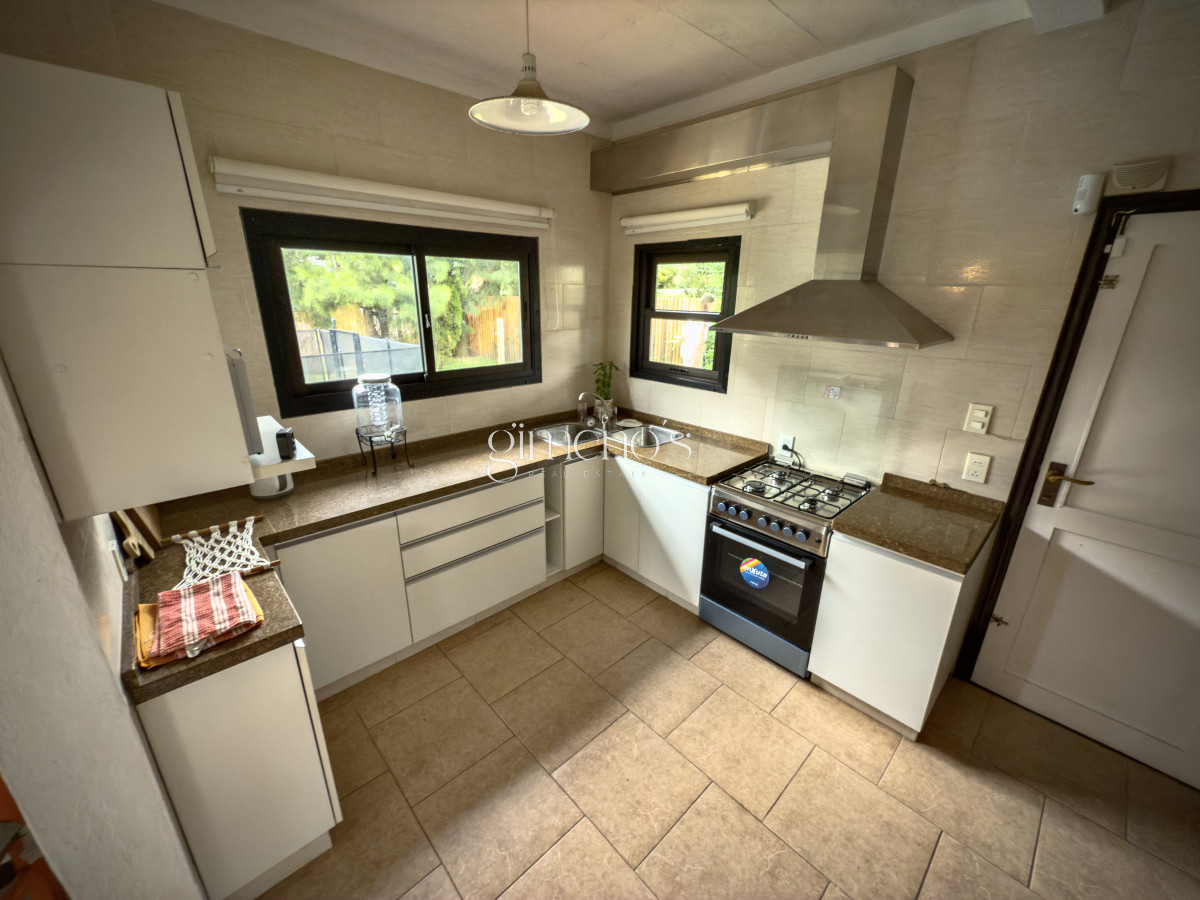 Casa ID.536 - Casa en La Rinconada Punta Ballena a metros del mar