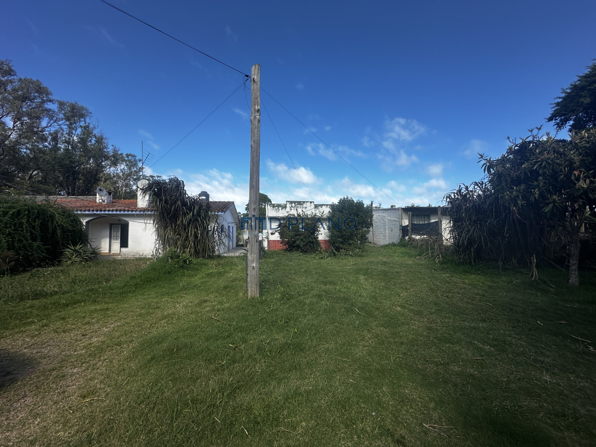 Casa ID.123 - VENTA DE 3 CASAS SOBRE CAMINO LUSSICH PUNTA BALLENA 