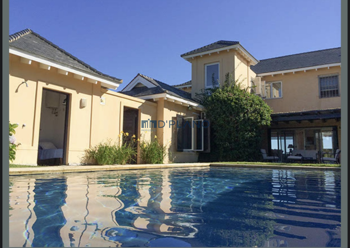 Casa ID.129 - HERMOSA CASA CON PISCINA EN TIO TOM