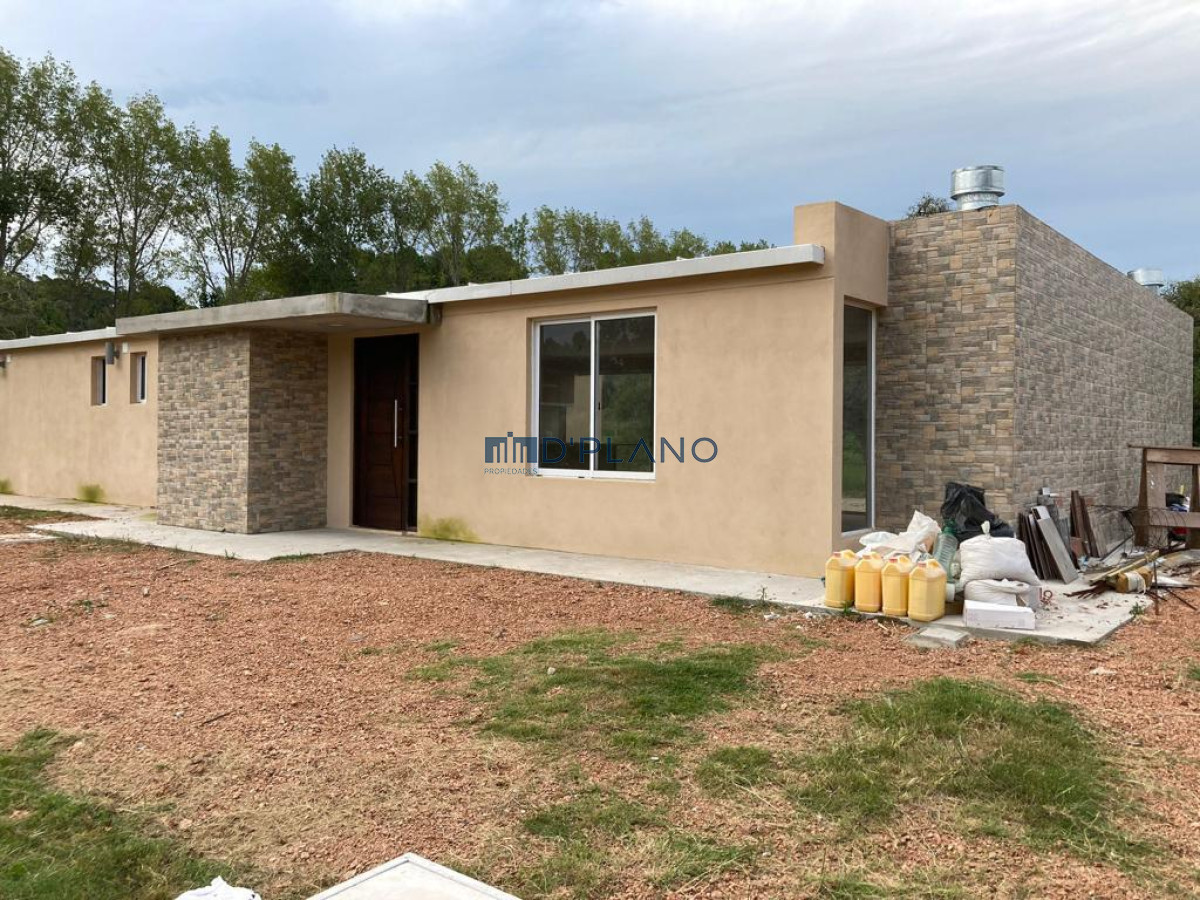 Casa ID.124 - VENTA CASA A ESTRENAR EN BARRIO PRIVADO VERDE MORA