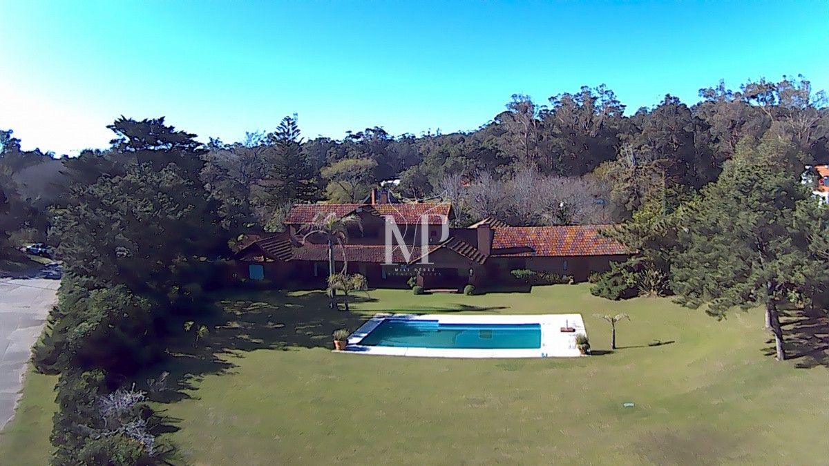 Casa ID.25 - En Solanas hermosa casa  primera linea al mar