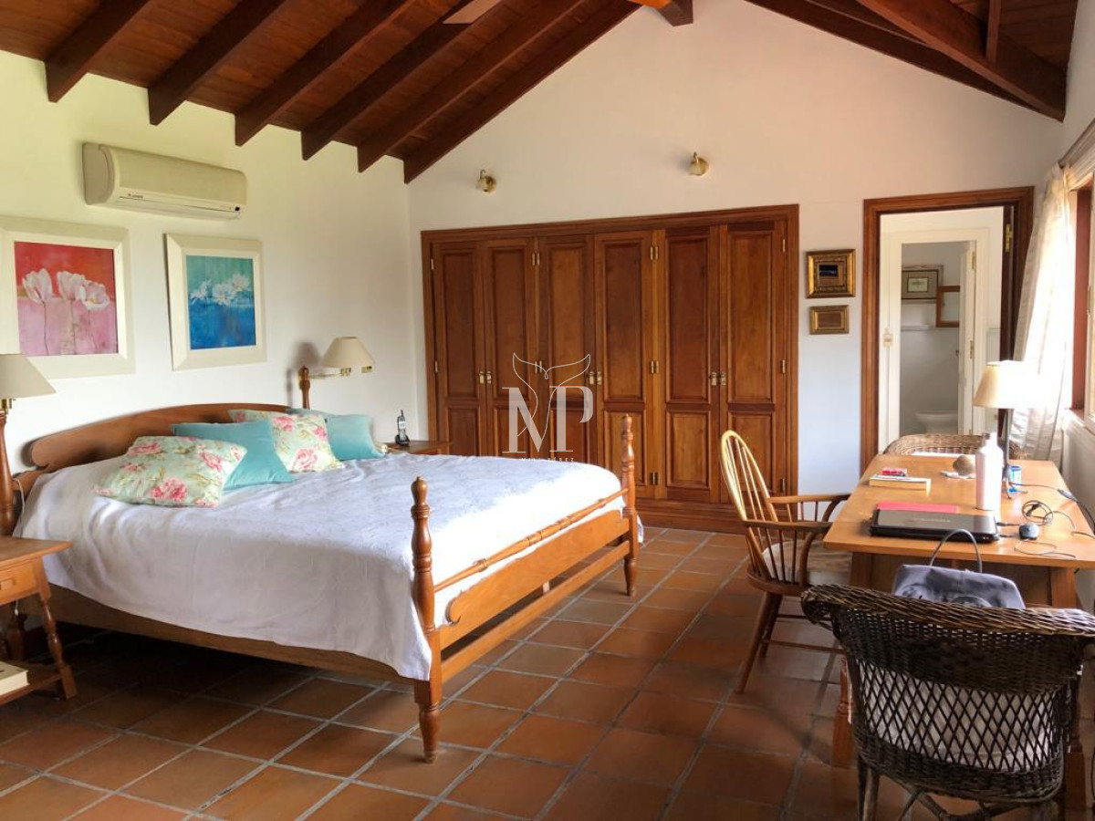 Casa ID.25 - En Solanas hermosa casa  primera linea al mar