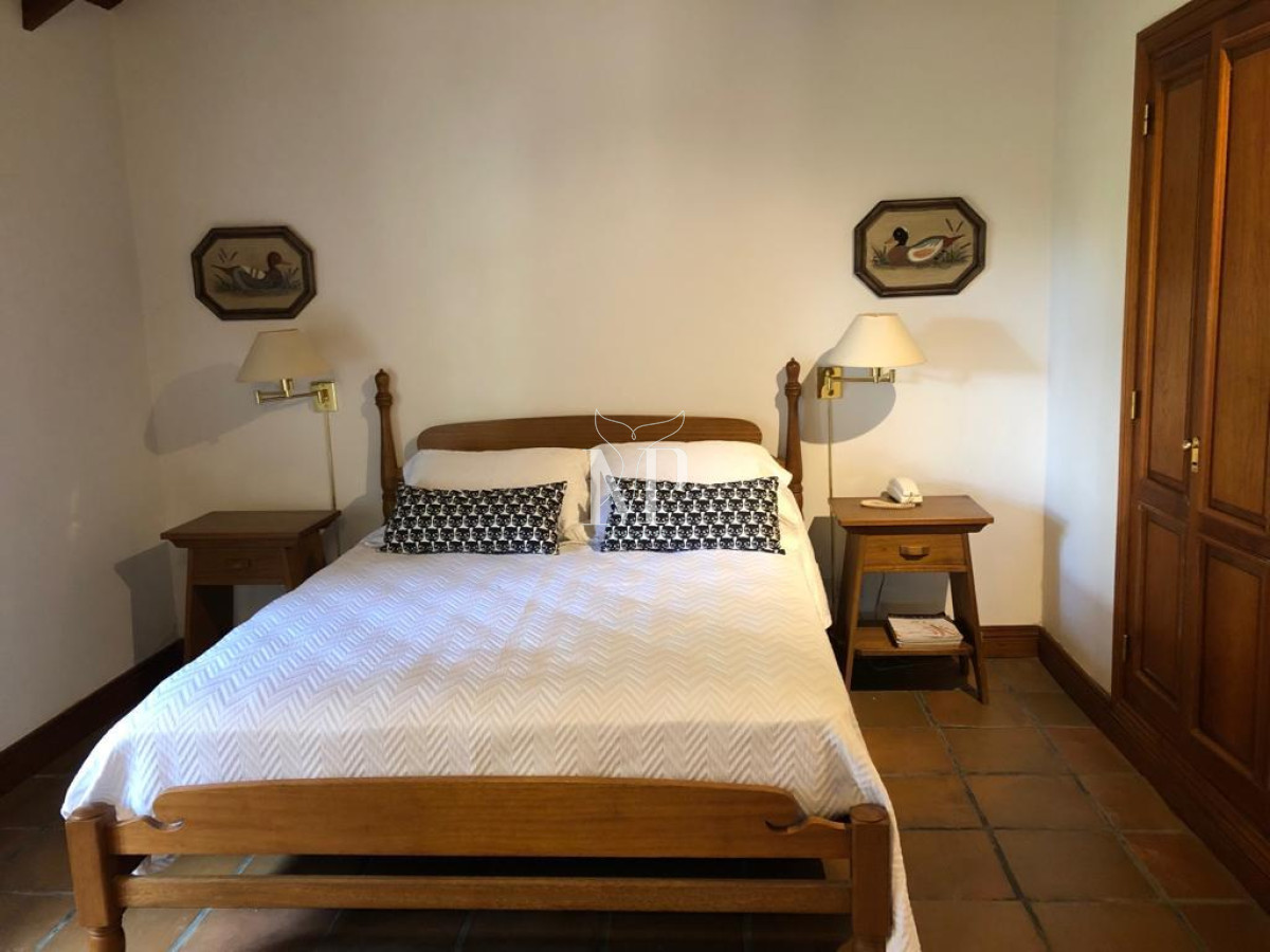 Casa ID.25 - En Solanas hermosa casa  primera linea al mar