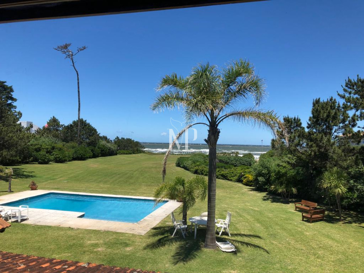 Casa ID.25 - En Solanas hermosa casa  primera linea al mar