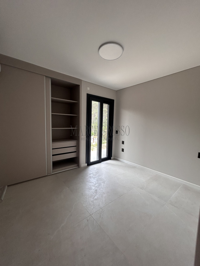 Casa ID.17 - Venta casa en Club del lago Punta Ballena 