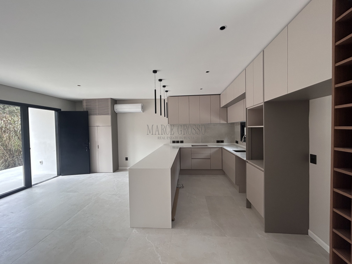 Casa ID.17 - Venta casa en Club del lago Punta Ballena 