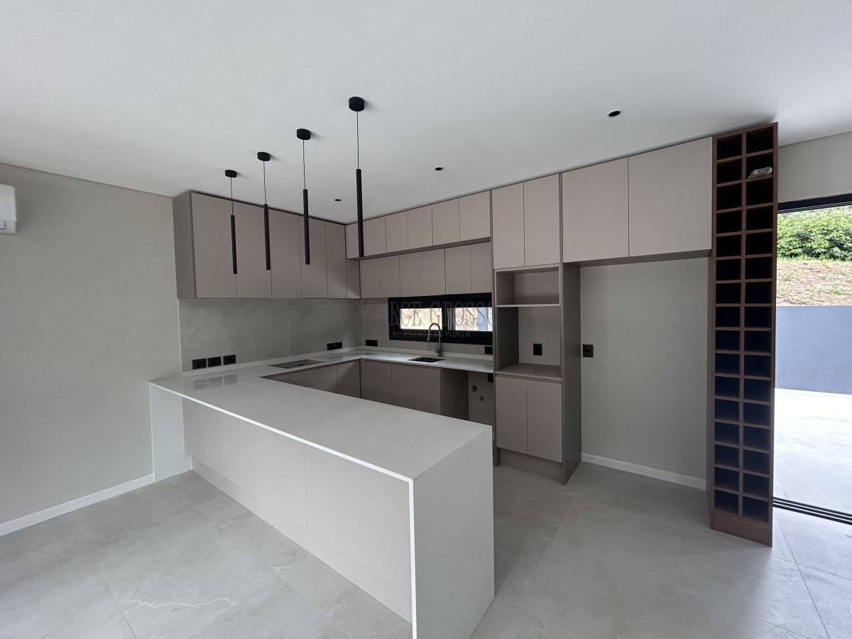 Casa ID.17 - Venta casa en Club del lago Punta Ballena 