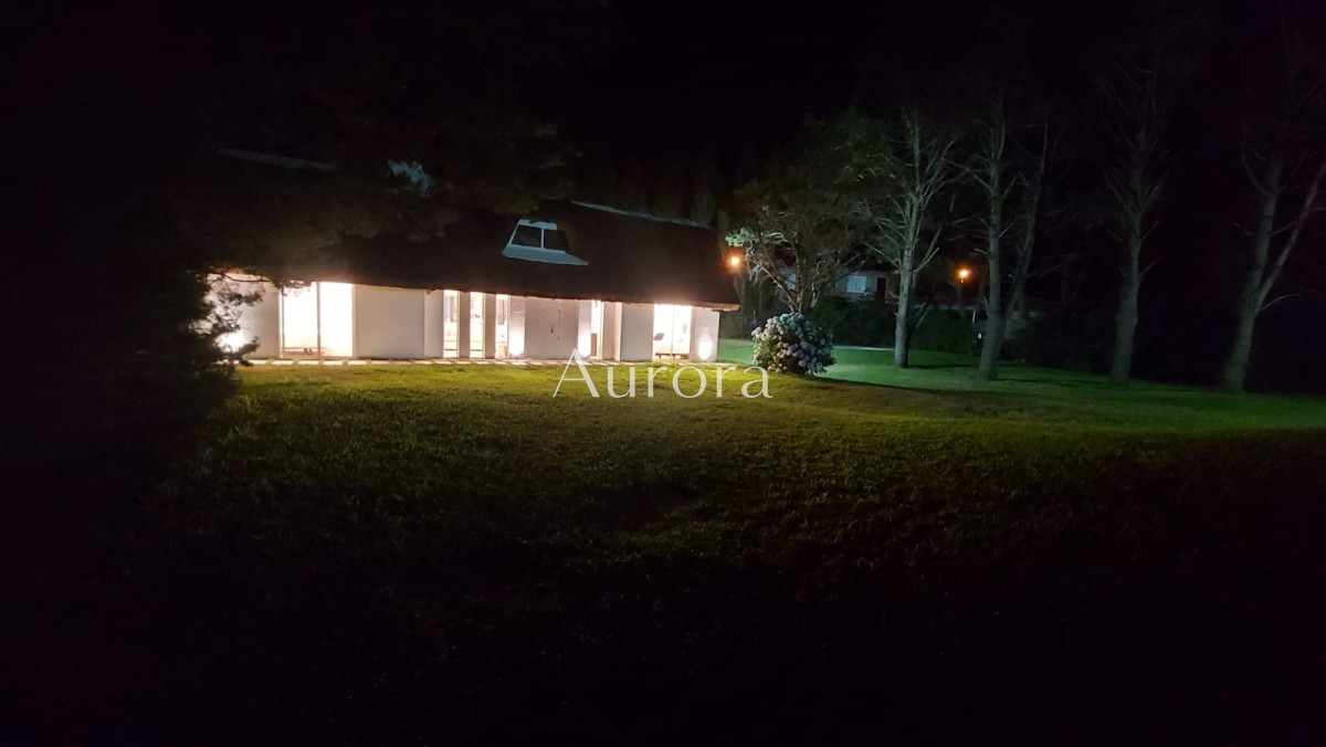 Casa ID.290 - Casa en alquiler y venta
