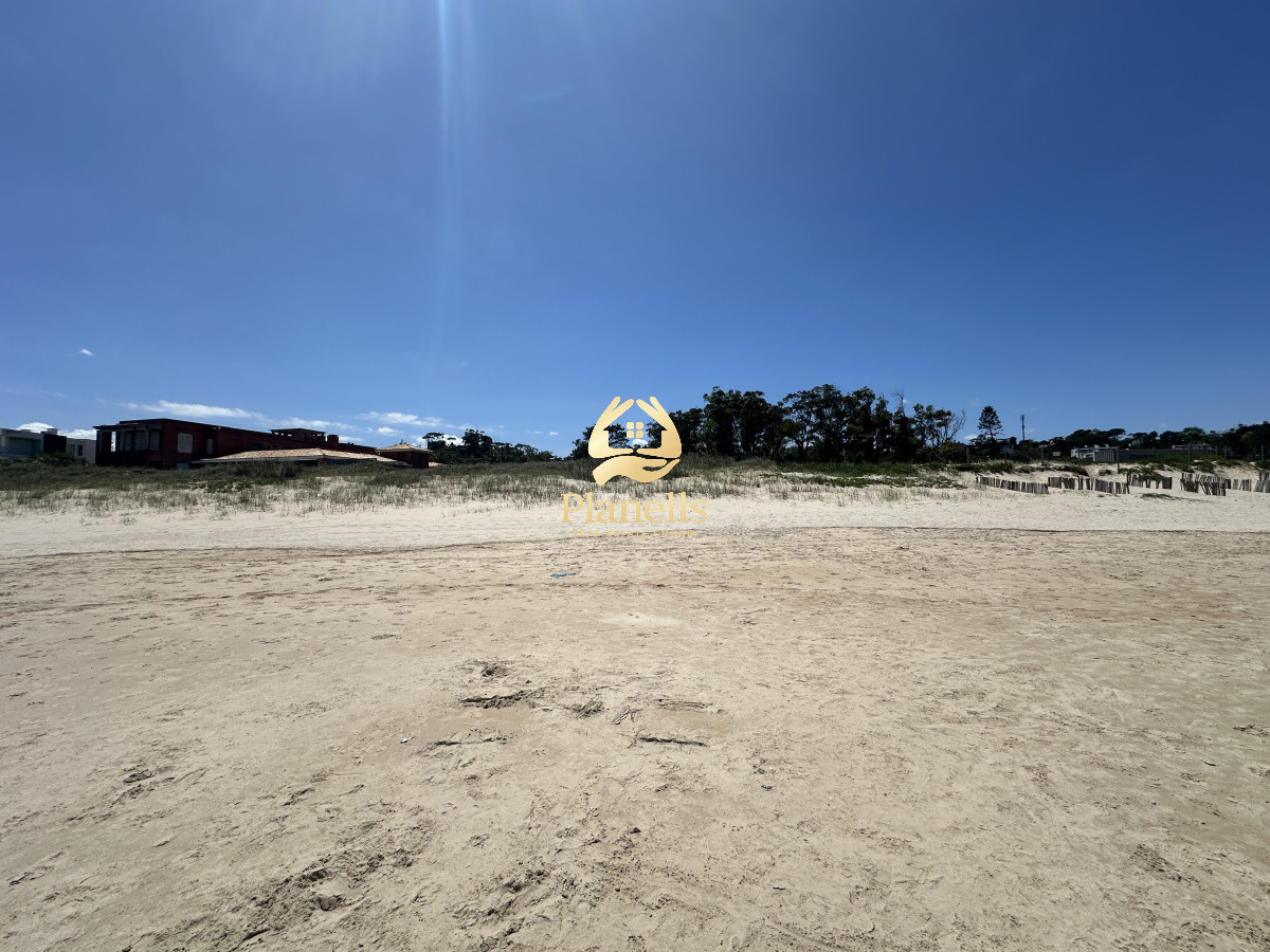 Terreno sobre el mar 7