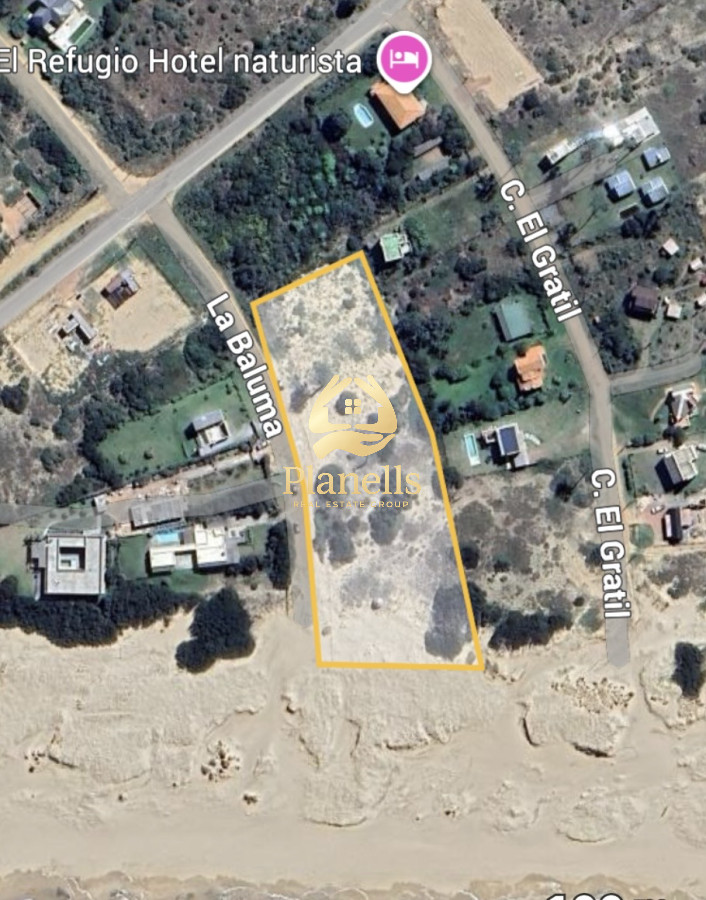 Venta en exclusiva terreno primera línea al mar 18