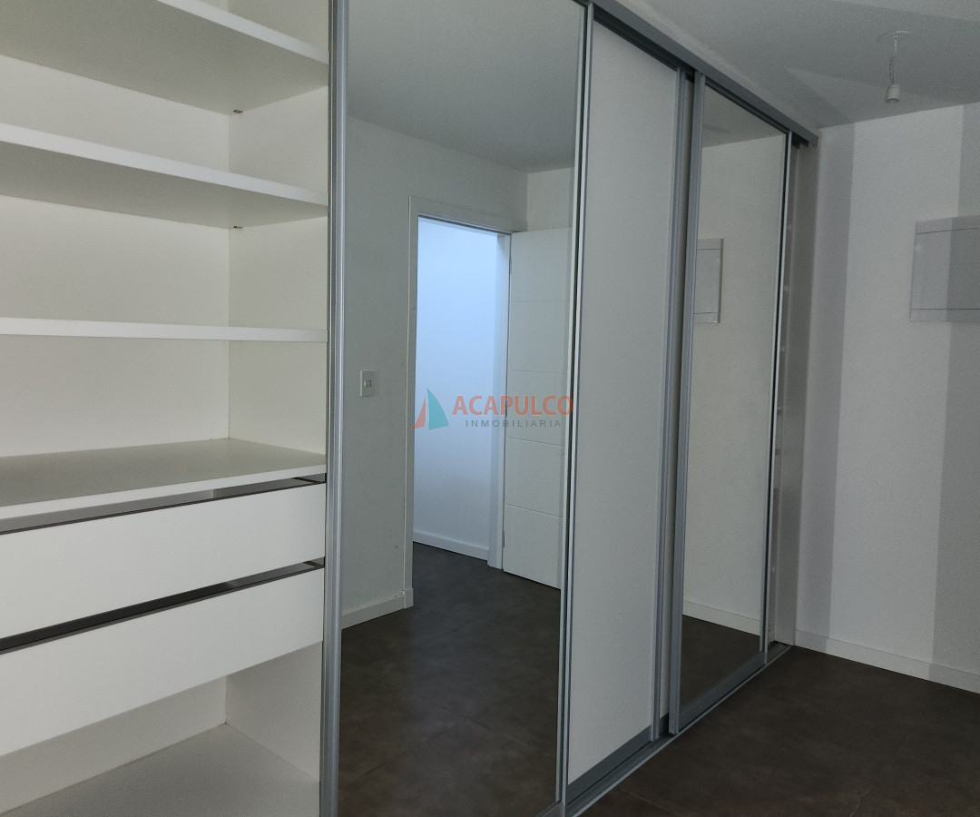 Apartamento Ref.4469/Venta-apartamento-en-Punta-B - Venta apartamento en Punta B